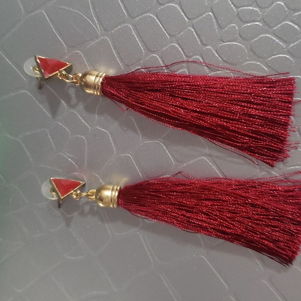 Earings - Picture 2 of 6